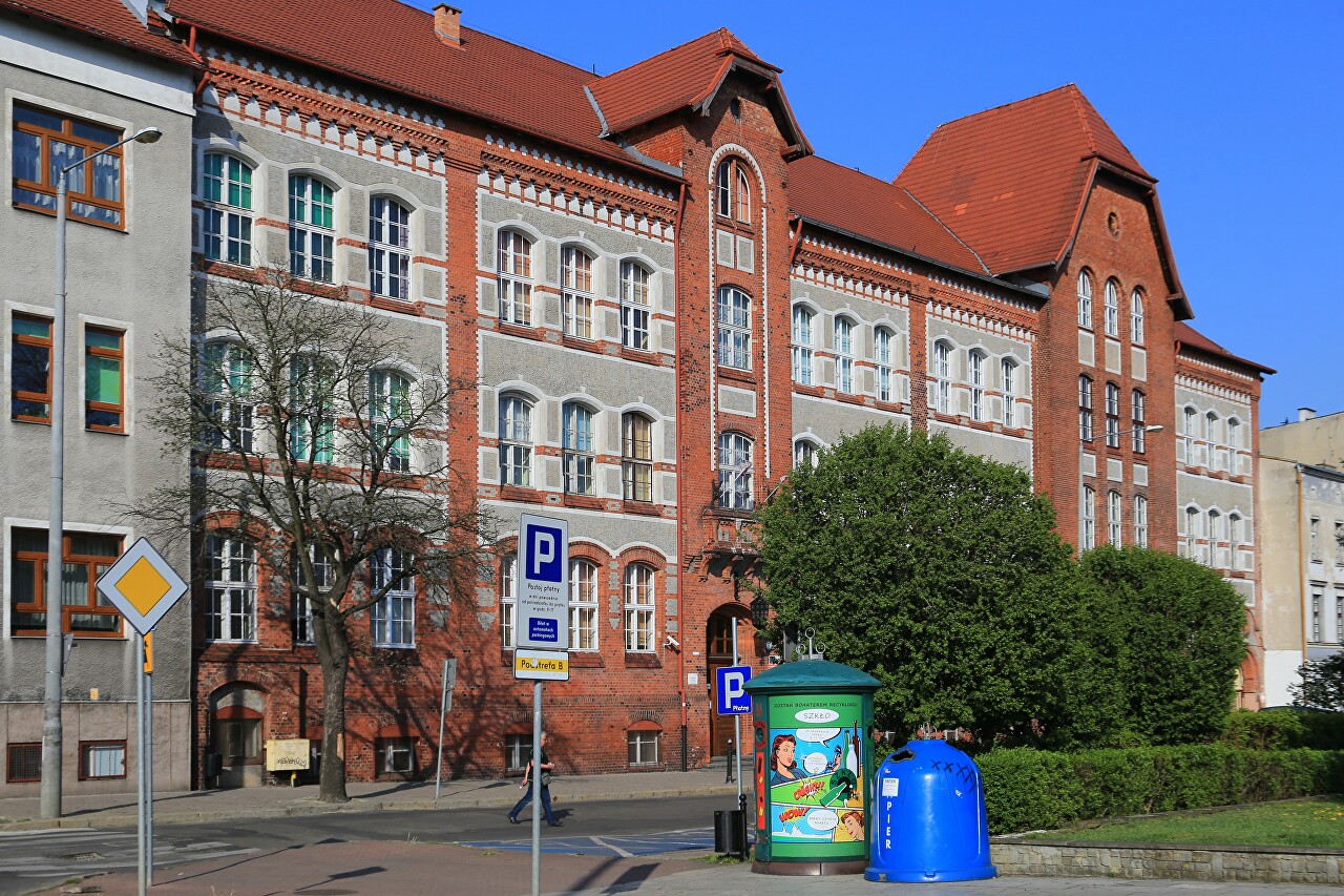 Old Women's Gymnasium, Grudziądz