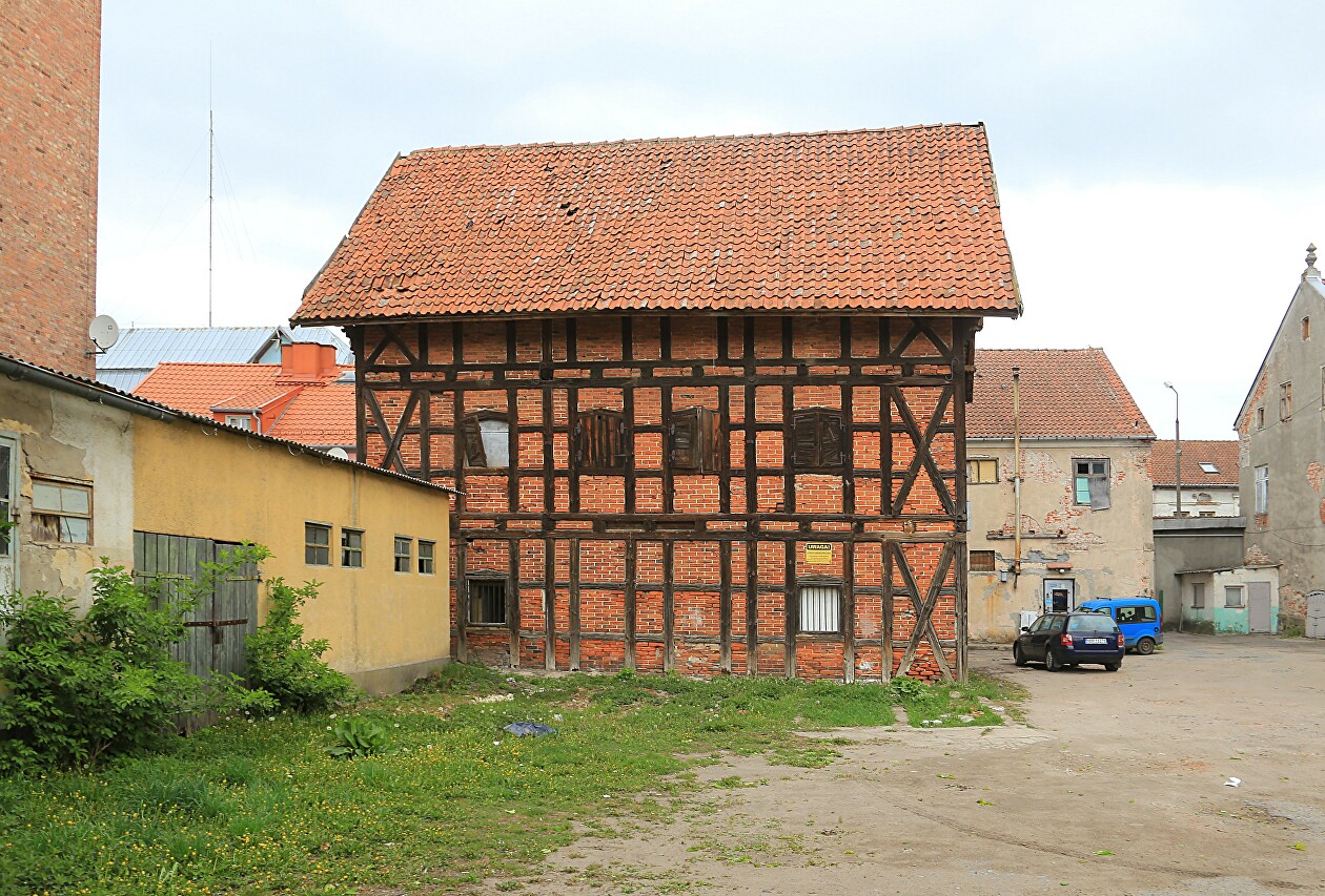 Old granary, Braniewo