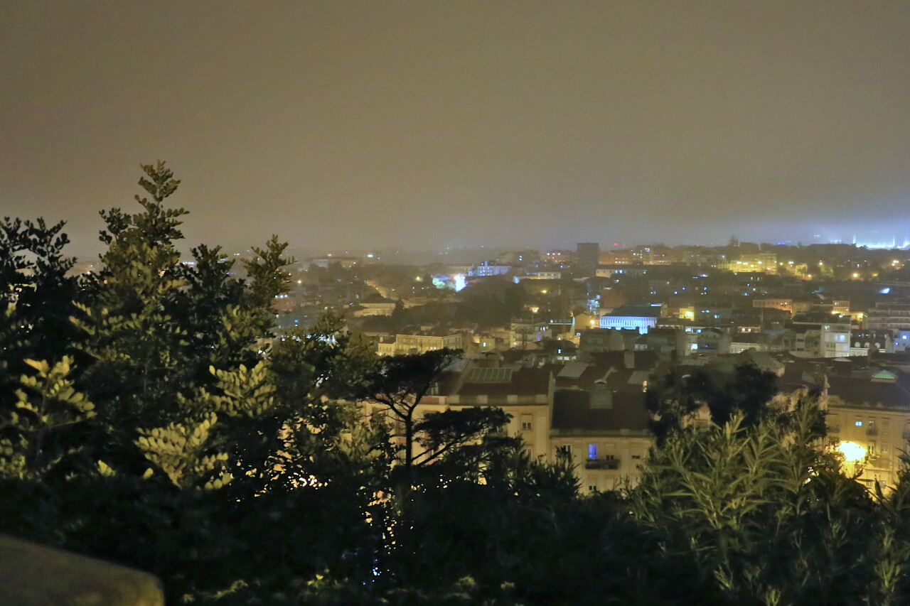 Ночной Лисабон