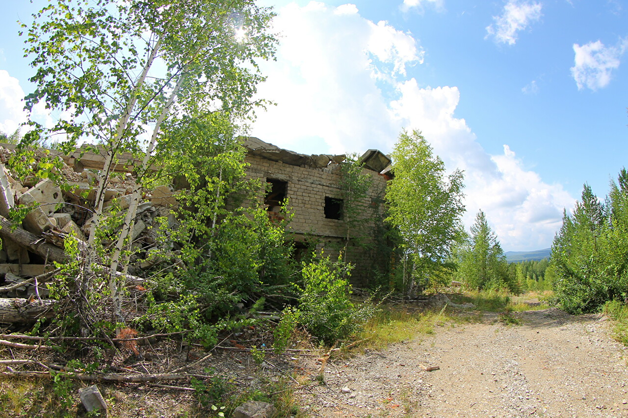 Novo-Ezhovsky mine