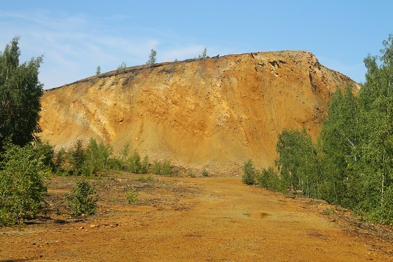Lomovsky mine