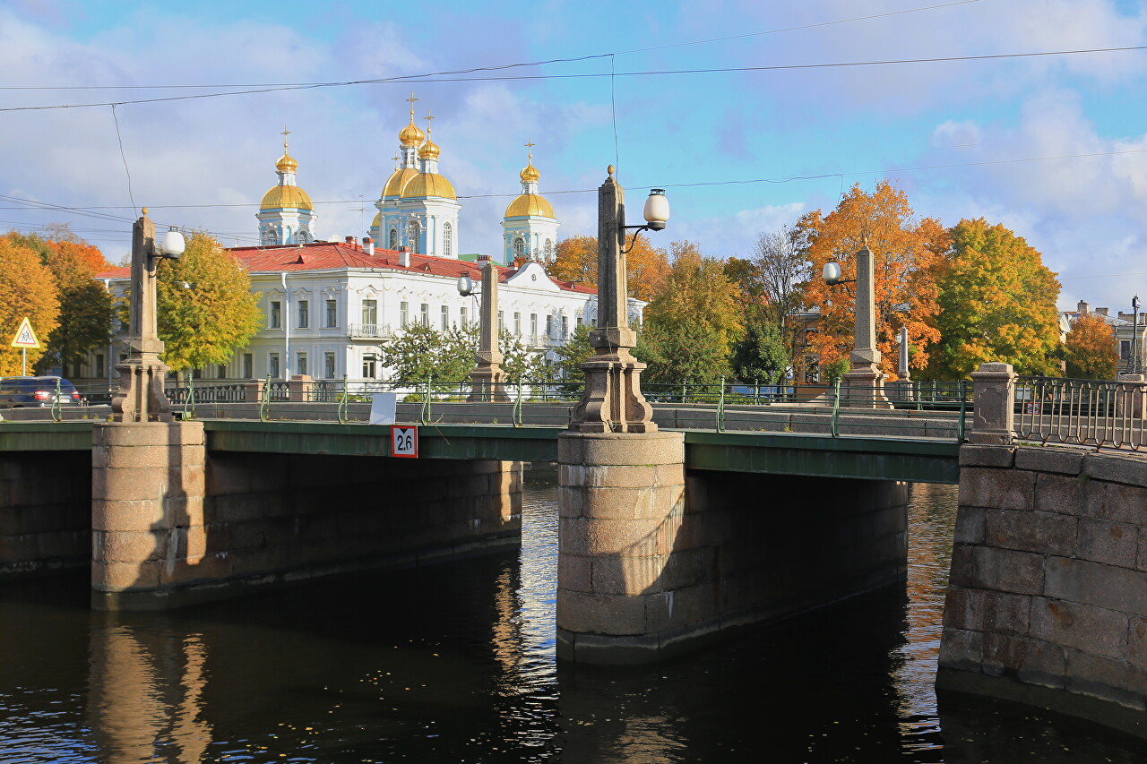Saint Petersburg, Seven Briges